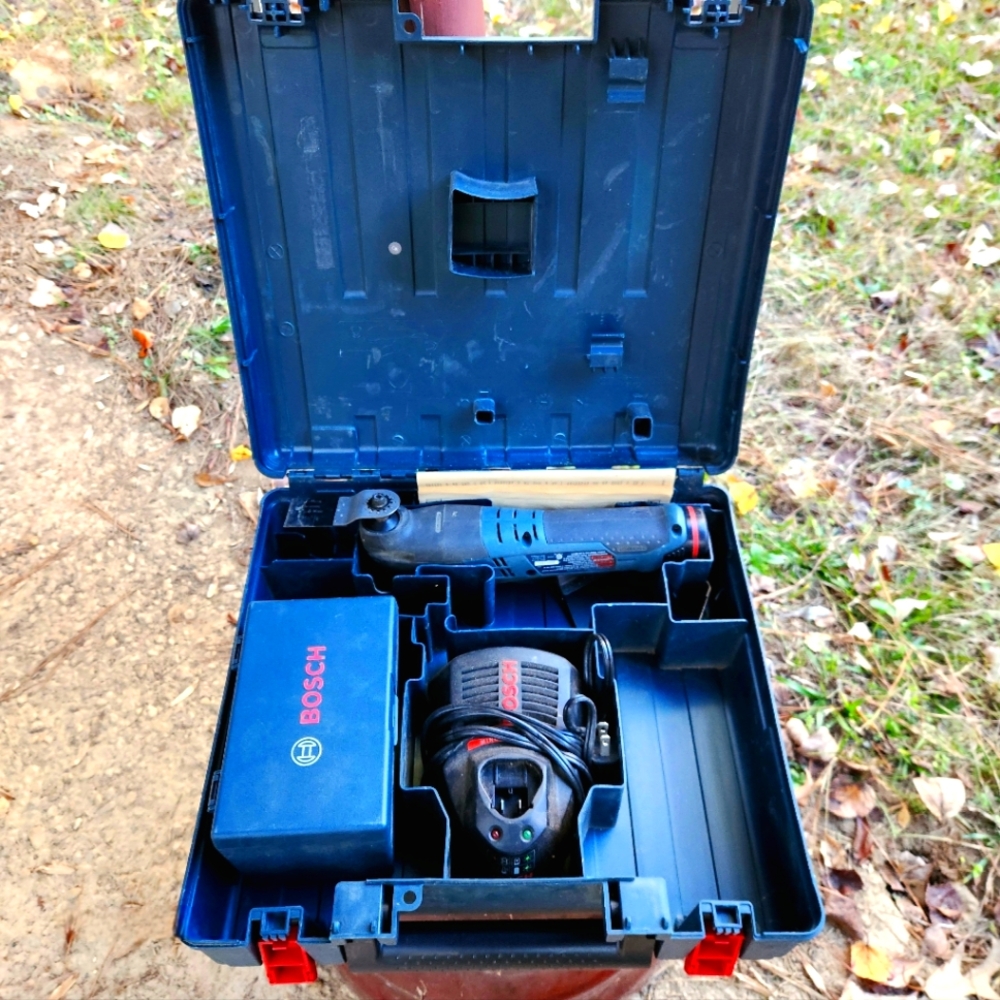 Bosch PS50 12Volt Max Multi-X Oscillating Tool Set
